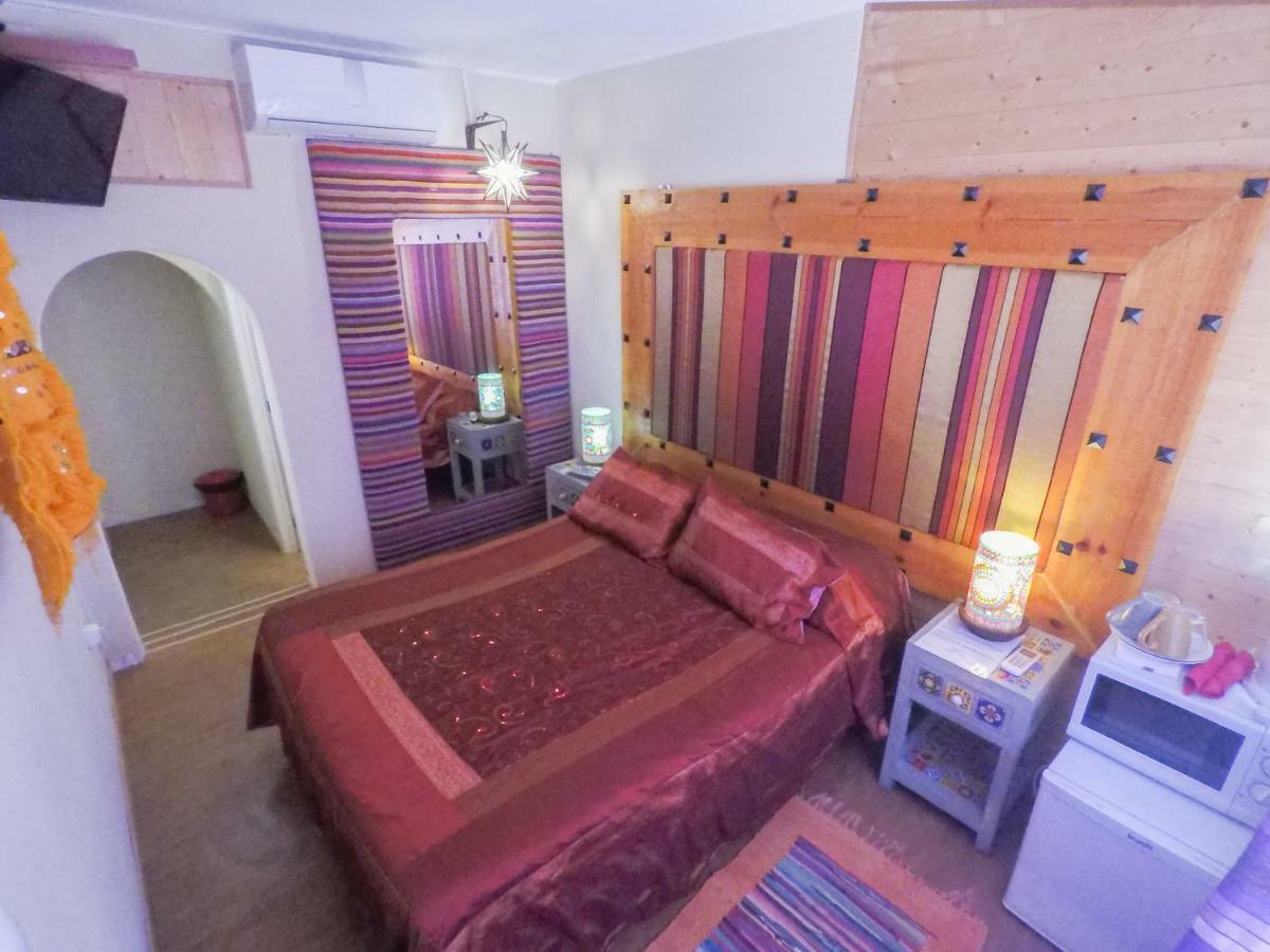 Seventies Cheap & Chic Two Aparthotel